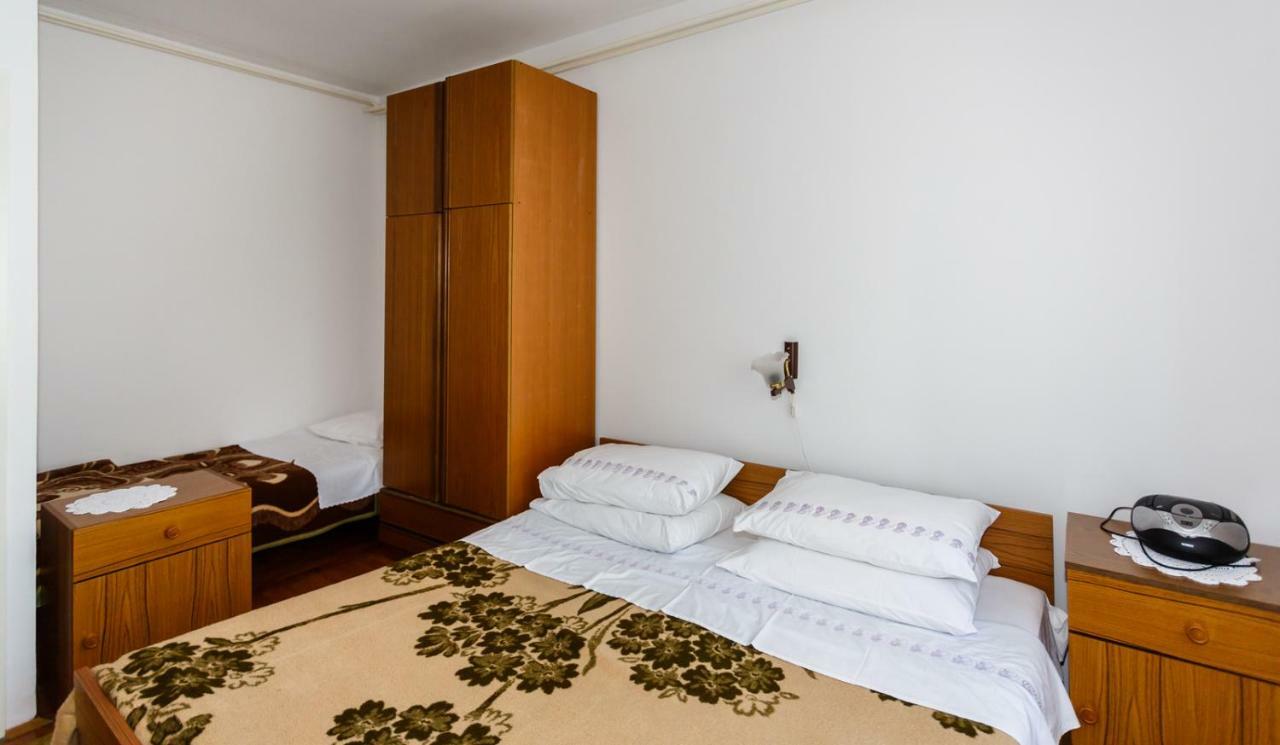 Apartmani Jelica คิร์ก ภายนอก รูปภาพ